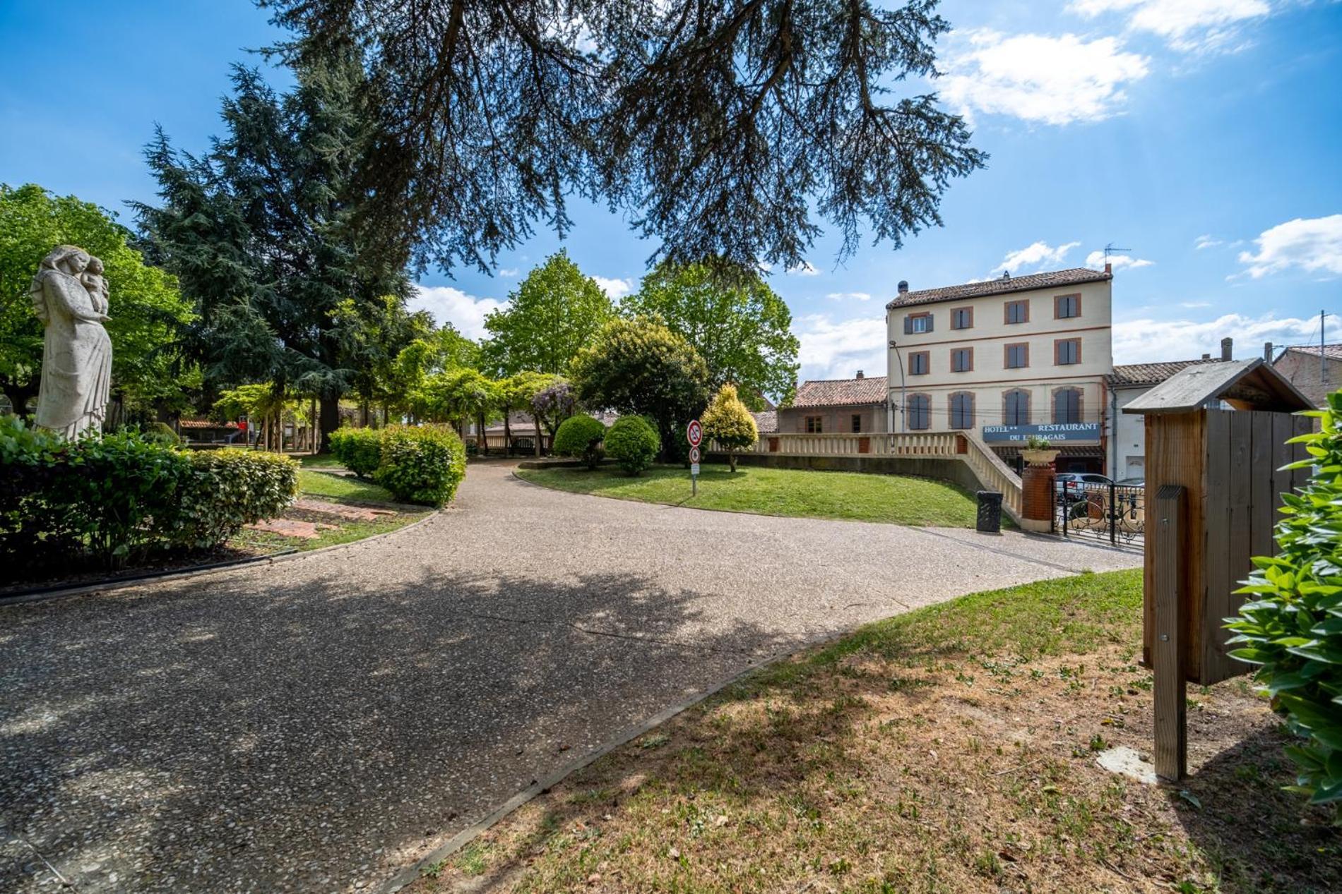 Hotel Restaurant Du Lauragais Logis De France Villefranche-de-Lauragais Buitenkant foto